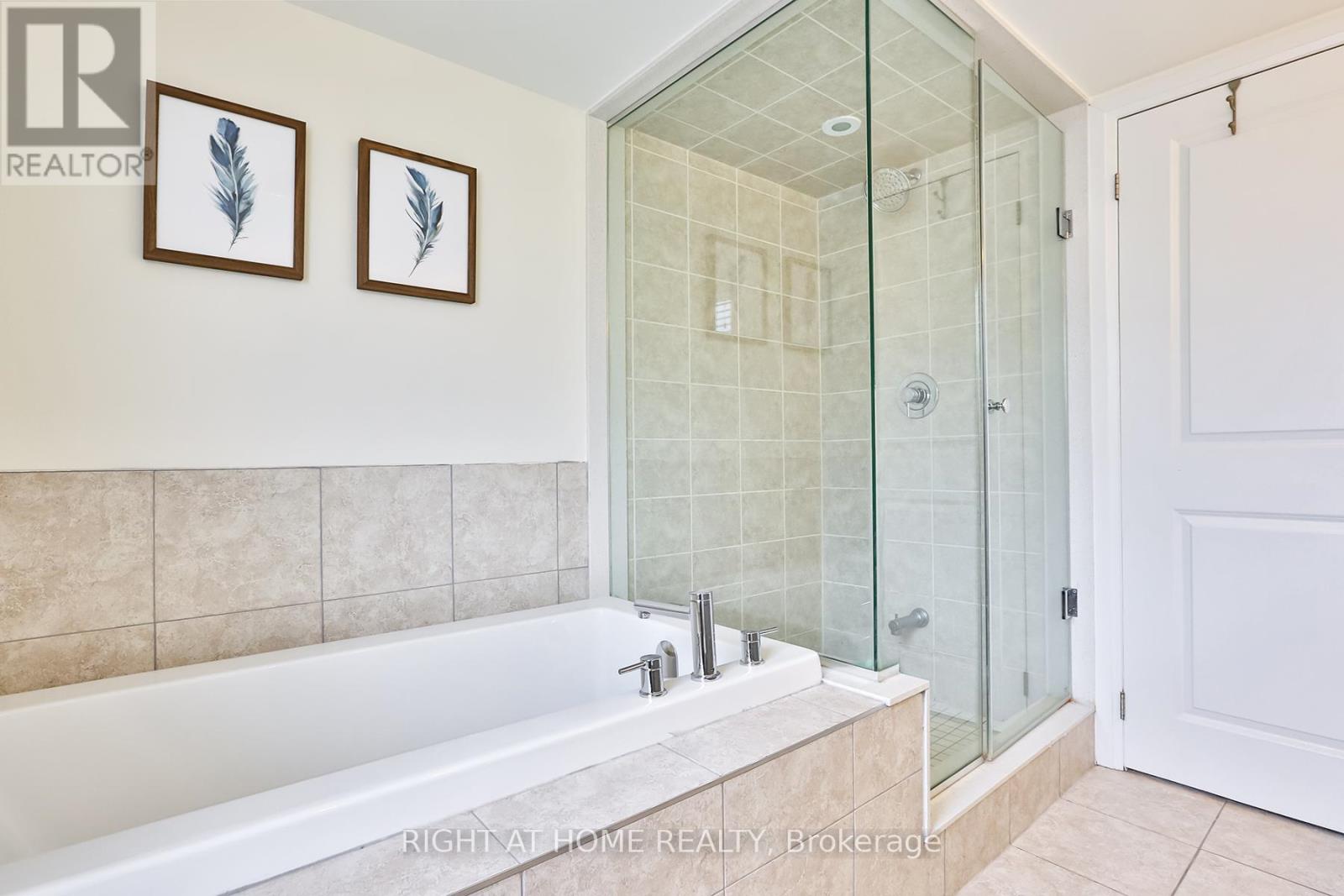 178 Frederick Tisdale Drive, Toronto, Ontario  M3K 1X1 - Photo 22 - W12912768