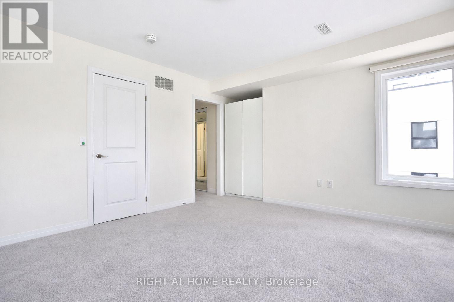 178 Frederick Tisdale Drive, Toronto, Ontario  M3K 1X1 - Photo 24 - W12912768