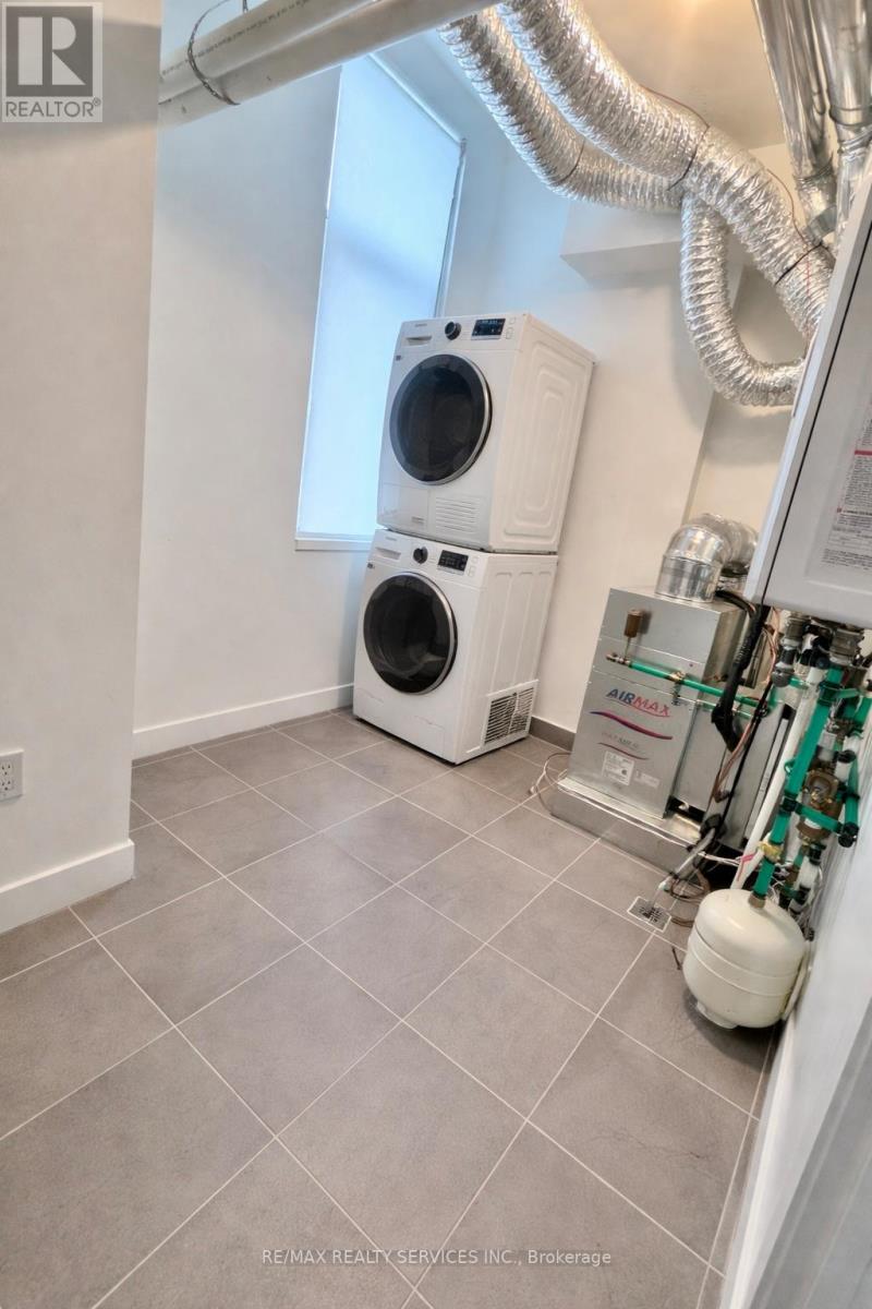 4 - 65 Romilly Avenue, Brampton, Ontario  L7A 5L8 - Photo 8 - W12912772