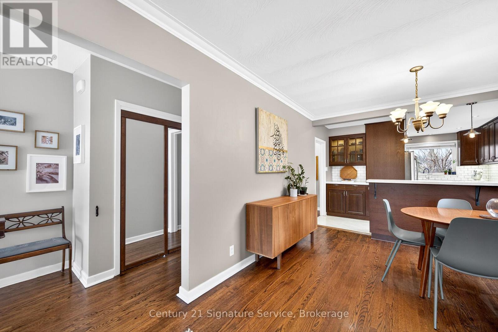 83 Coney Road, Toronto, Ontario  M8Z 2K7 - Photo 21 - W12912780