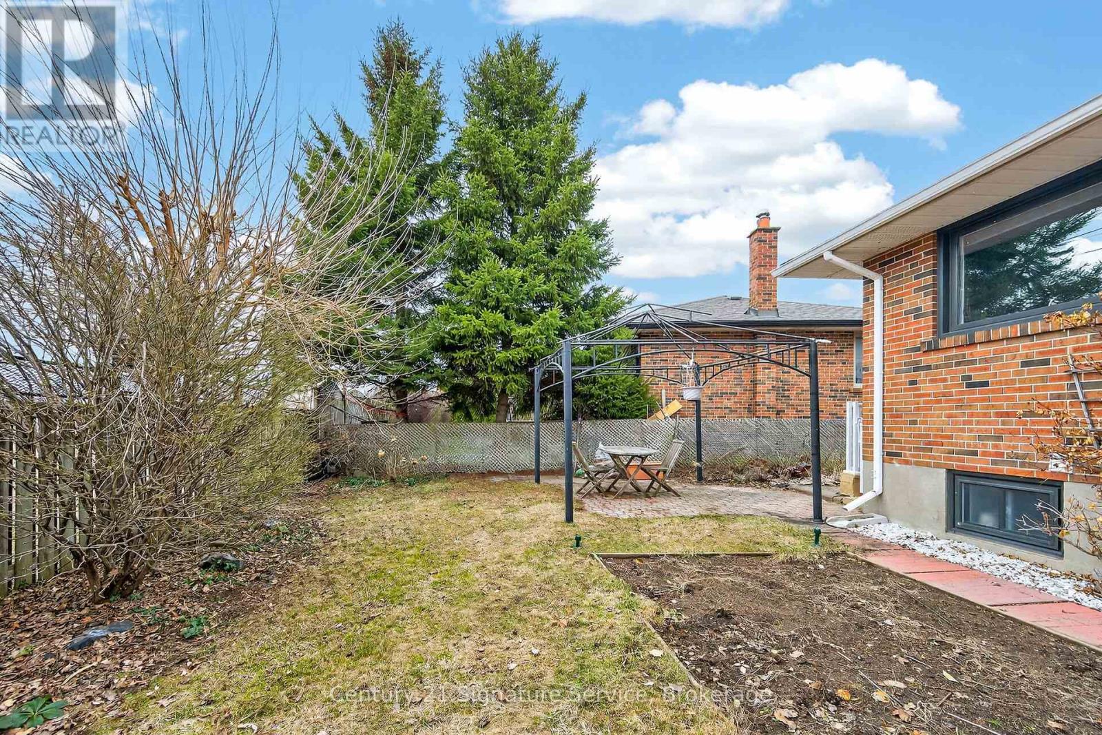 83 Coney Road, Toronto, Ontario  M8Z 2K7 - Photo 48 - W12912780