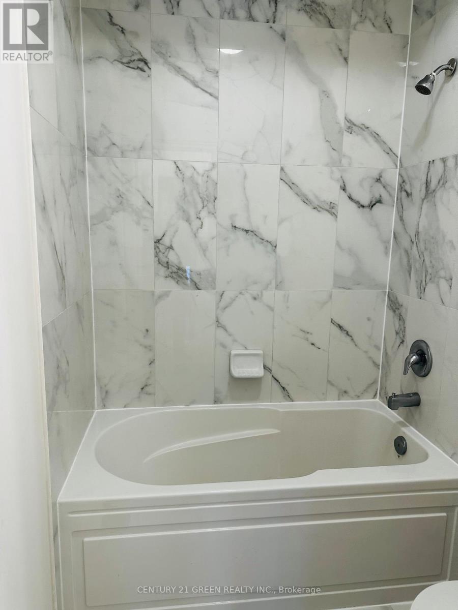 40 Granite Ridge Trail, Hamilton, Ontario  L8B 1Y4 - Photo 18 - X12912800