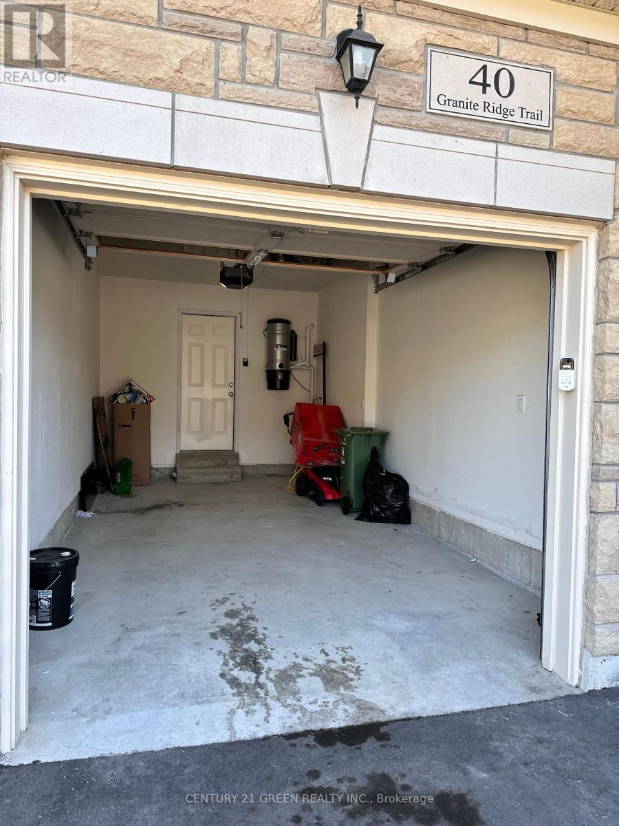 40 Granite Ridge Trail, Hamilton, Ontario  L8B 1Y4 - Photo 20 - X12912800