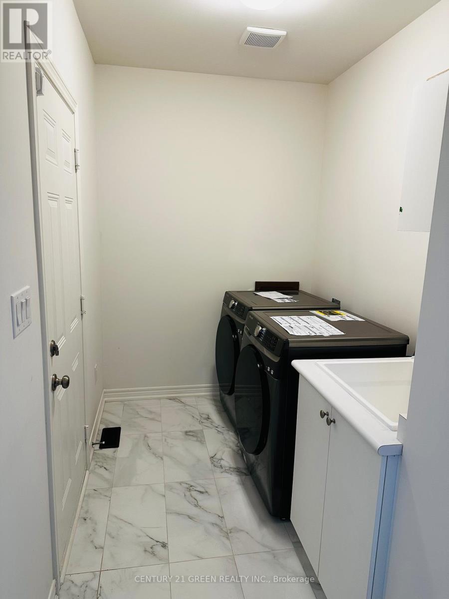 40 Granite Ridge Trail, Hamilton, Ontario  L8B 1Y4 - Photo 6 - X12912800