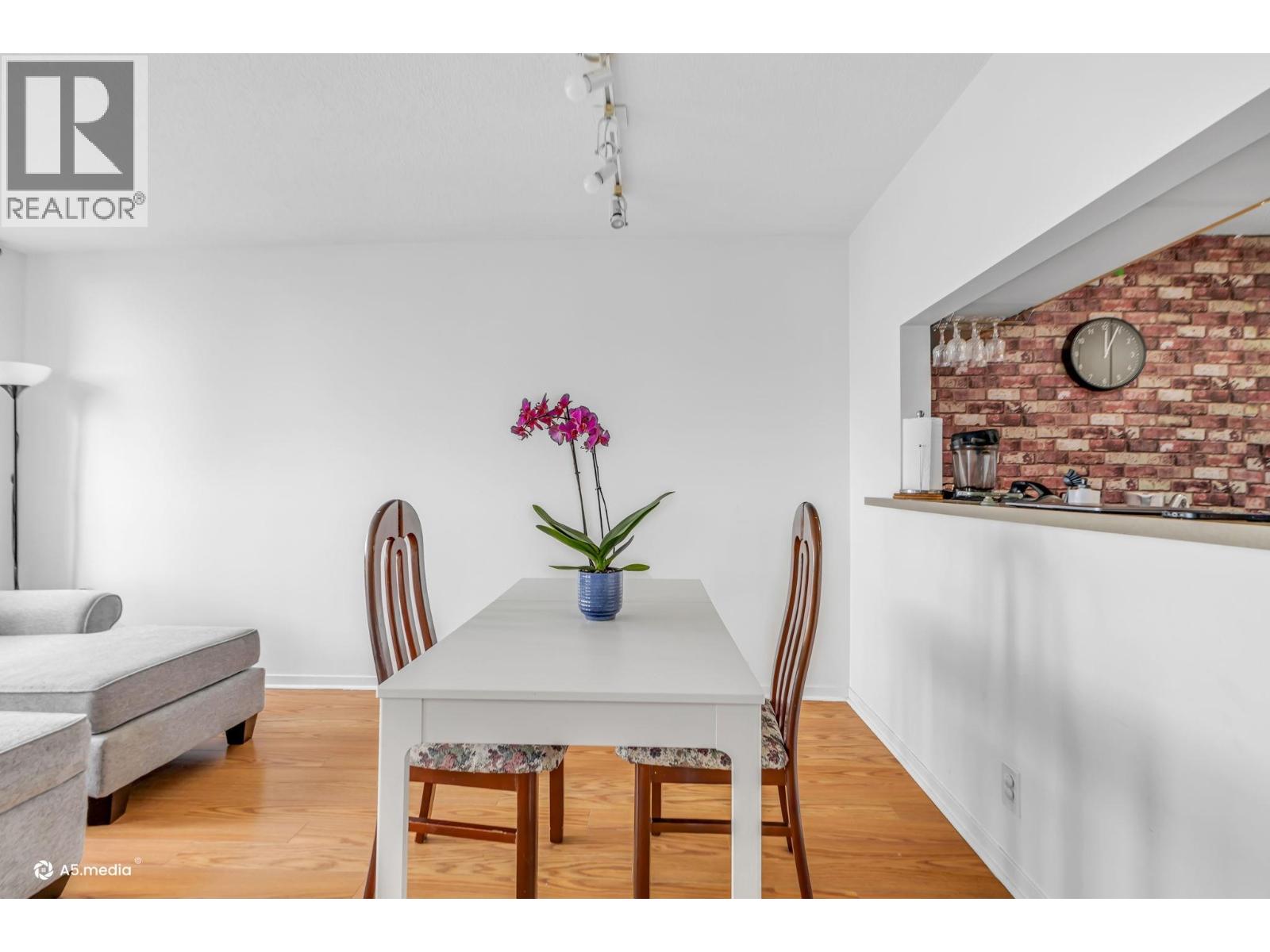 2508 3663 Crowley Drive, Vancouver, British Columbia  V5R 6H4 - Photo 5 - R3102484