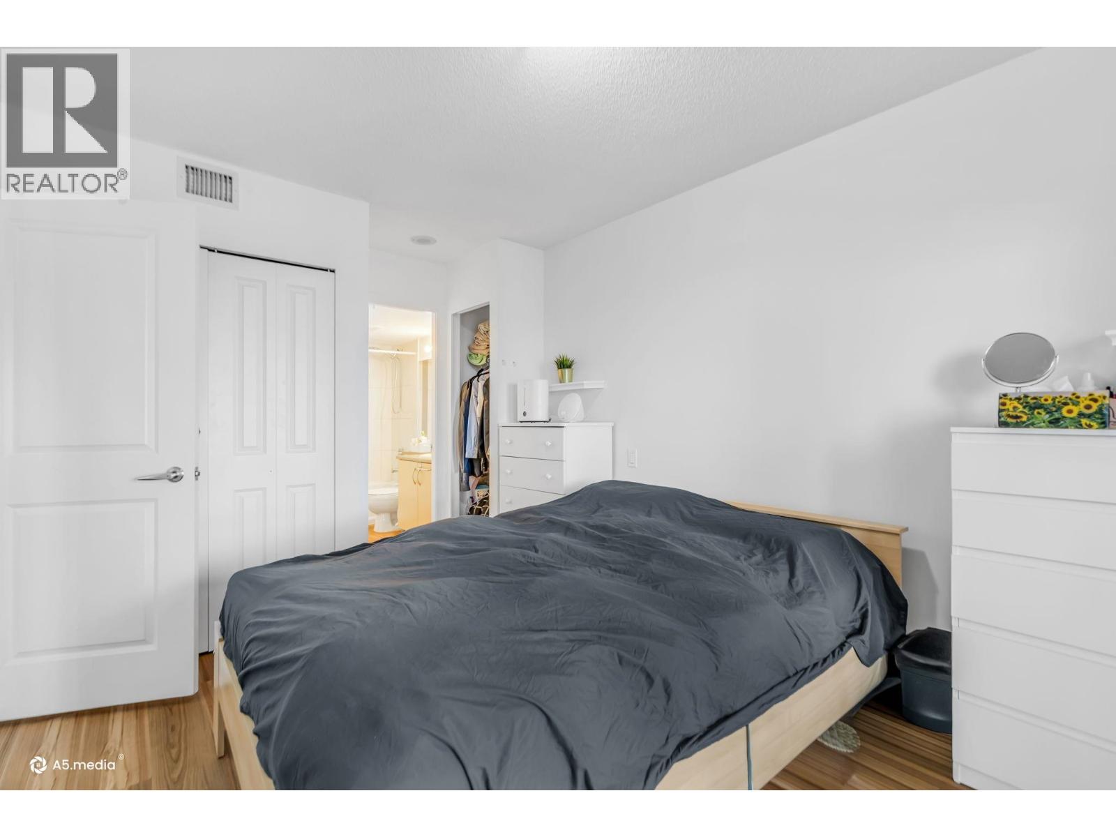 2508 3663 Crowley Drive, Vancouver, British Columbia  V5R 6H4 - Photo 11 - R3102484