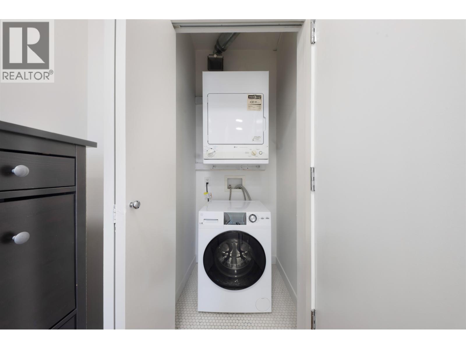 1802 1050 Smithe Street, Vancouver, British Columbia  V6G 4T4 - Photo 19 - R3102779