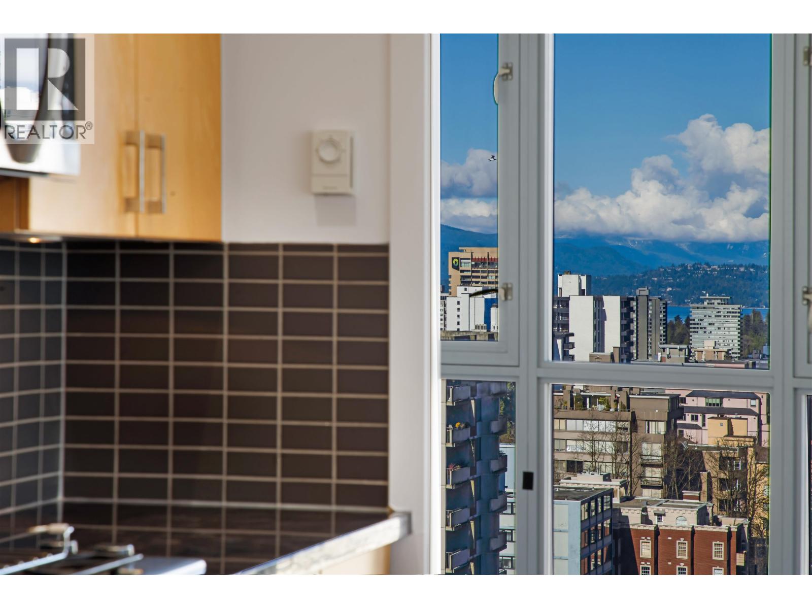 1802 1050 Smithe Street, Vancouver, British Columbia  V6G 4T4 - Photo 6 - R3102779