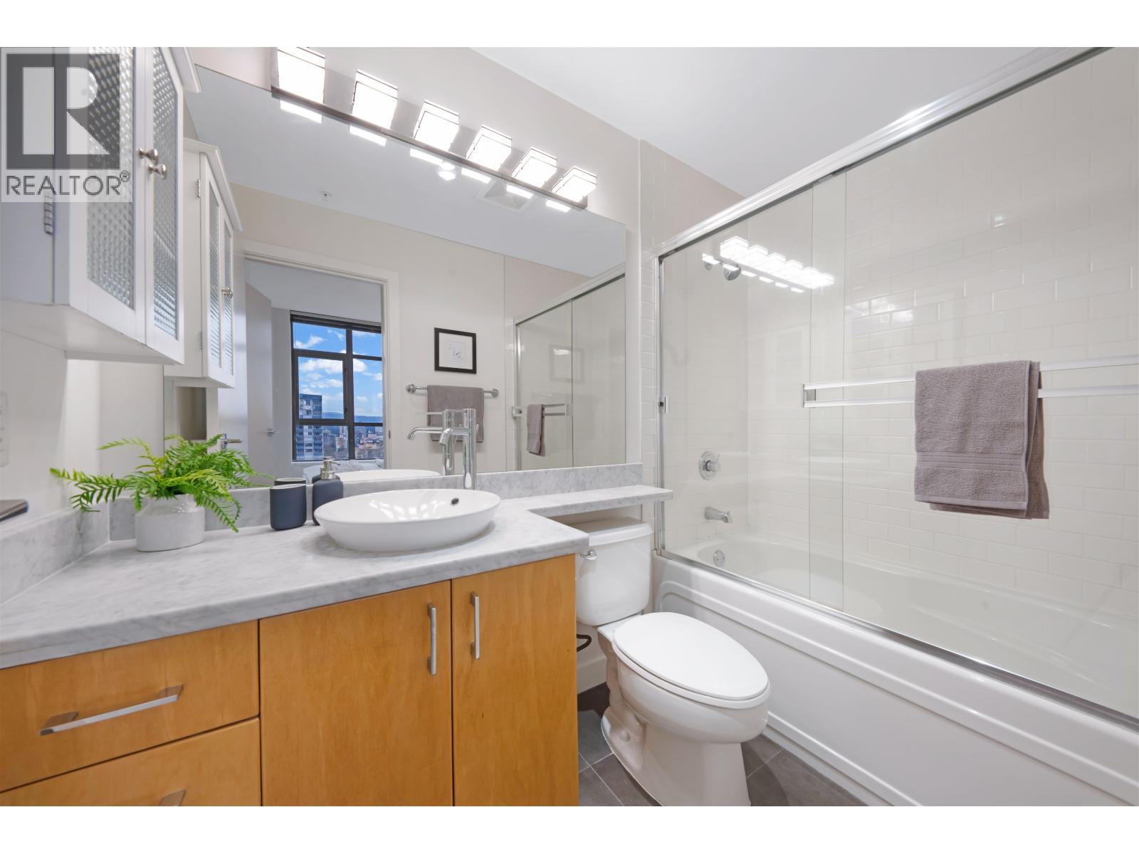 1802 1050 Smithe Street, Vancouver, British Columbia  V6G 4T4 - Photo 14 - R3102779