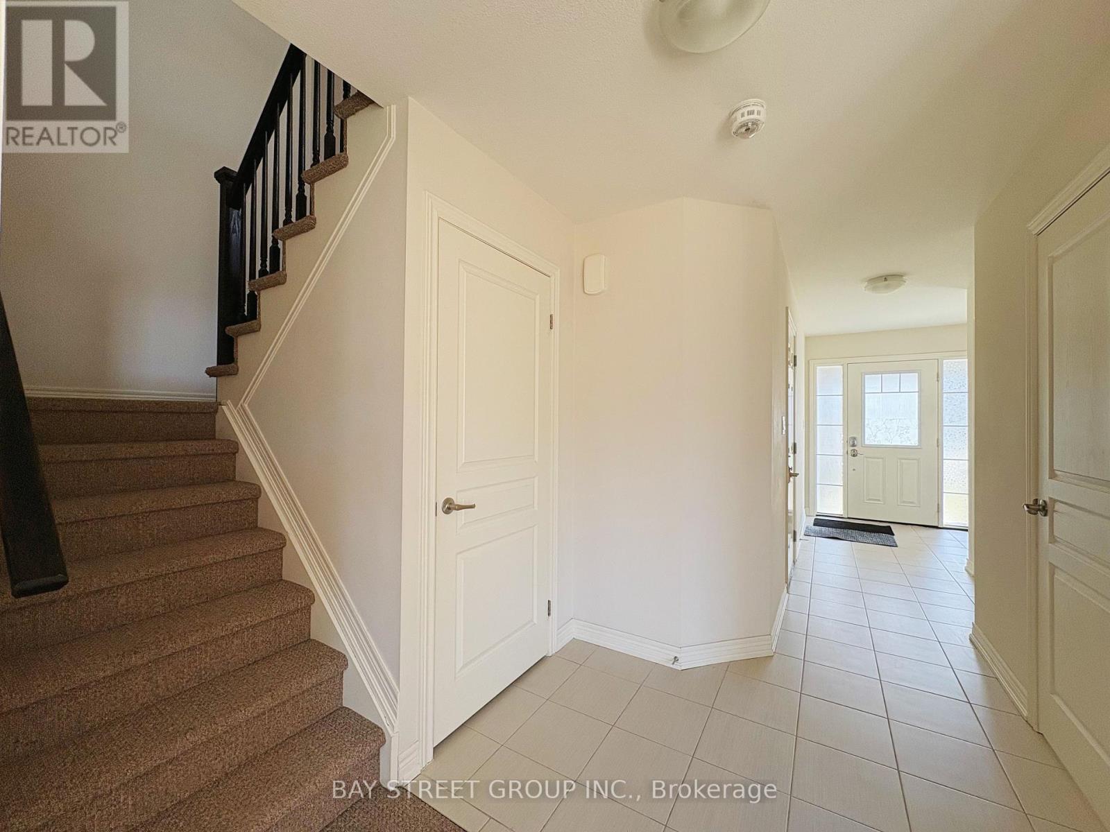 30 Elderberry Road, Thorold, Ontario  L3M 5R5 - Photo 4 - X12912788