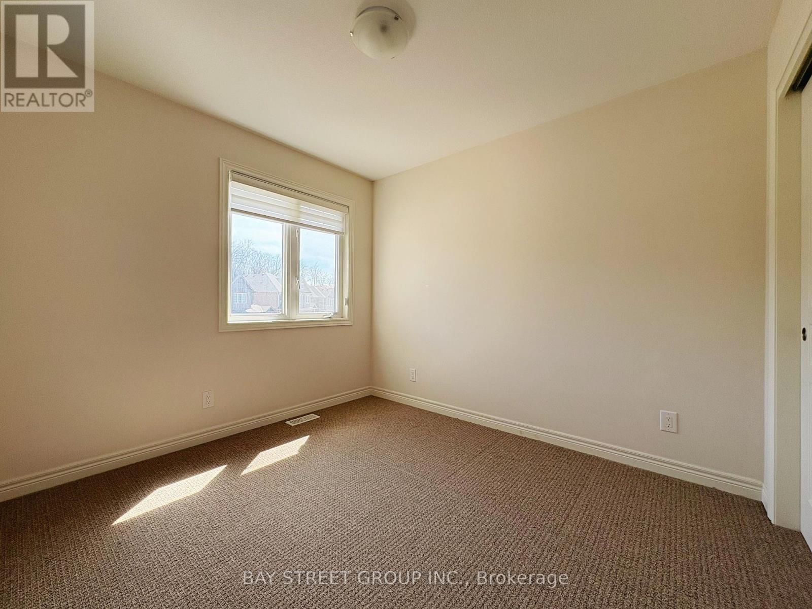 30 Elderberry Road, Thorold, Ontario  L3M 5R5 - Photo 9 - X12912788