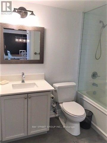 702 - 21 Hillcrest Avenue, Toronto, Ontario  M2N 7K2 - Photo 11 - C12912812