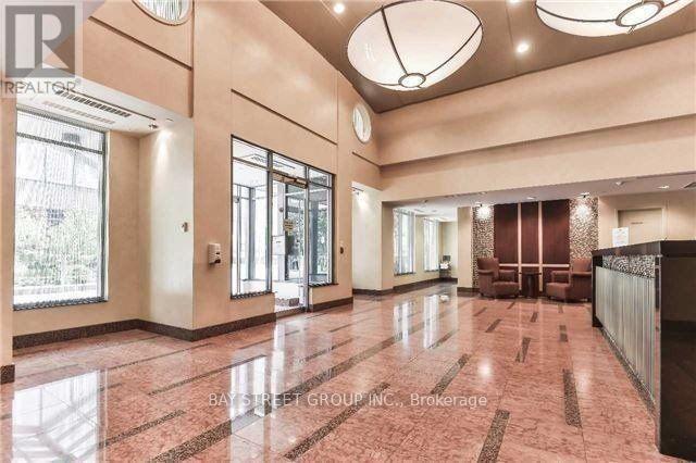 702 - 21 Hillcrest Avenue, Toronto, Ontario  M2N 7K2 - Photo 4 - C12912812