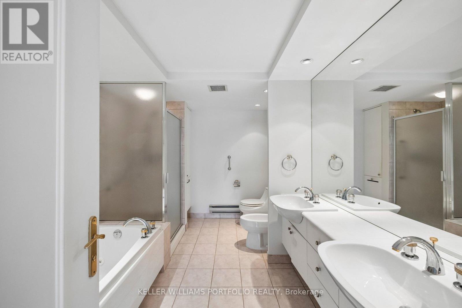 702 - 2727 Yonge Street, Toronto, Ontario  M4N 3R6 - Photo 20 - C12912816