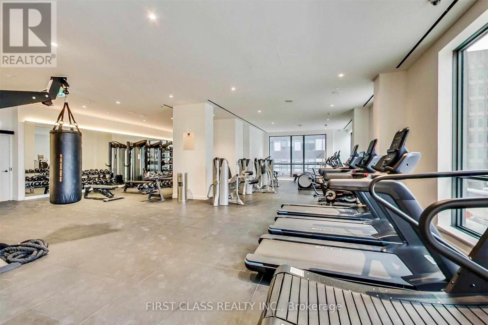 3905 - 39 Roehampton Avenue, Toronto, Ontario  M4P 1P9 - Photo 25 - C12912834