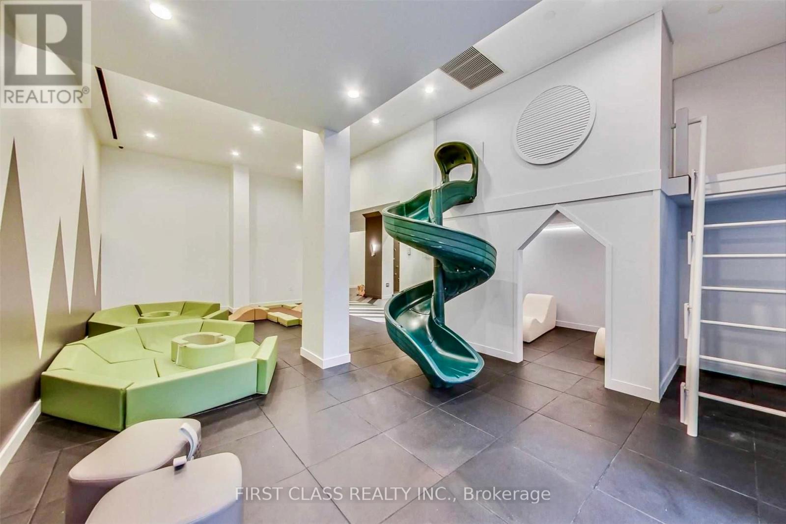 3905 - 39 Roehampton Avenue, Toronto, Ontario  M4P 1P9 - Photo 26 - C12912834