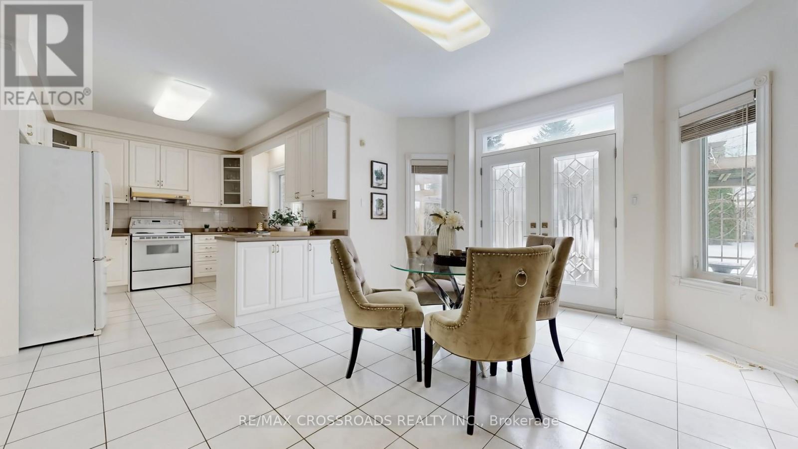 73 Reansbury Crescent, Markham, Ontario  L6C 1Y3 - Photo 15 - N12912830