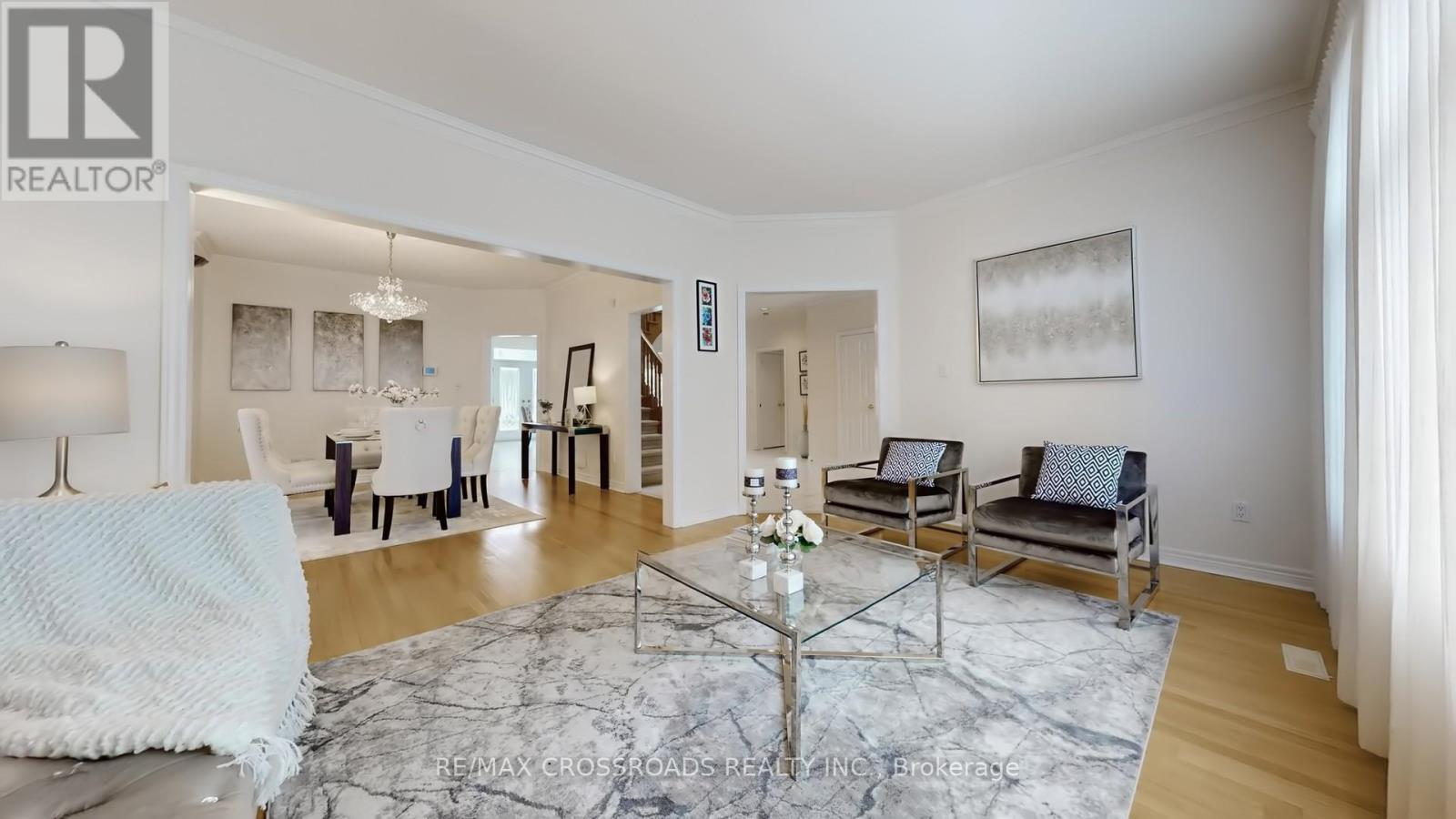 73 Reansbury Crescent, Markham, Ontario  L6C 1Y3 - Photo 2 - N12912830