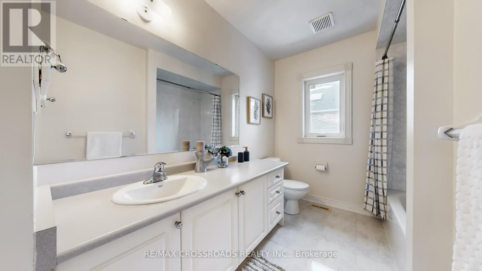 73 Reansbury Crescent, Markham, Ontario  L6C 1Y3 - Photo 32 - N12912830