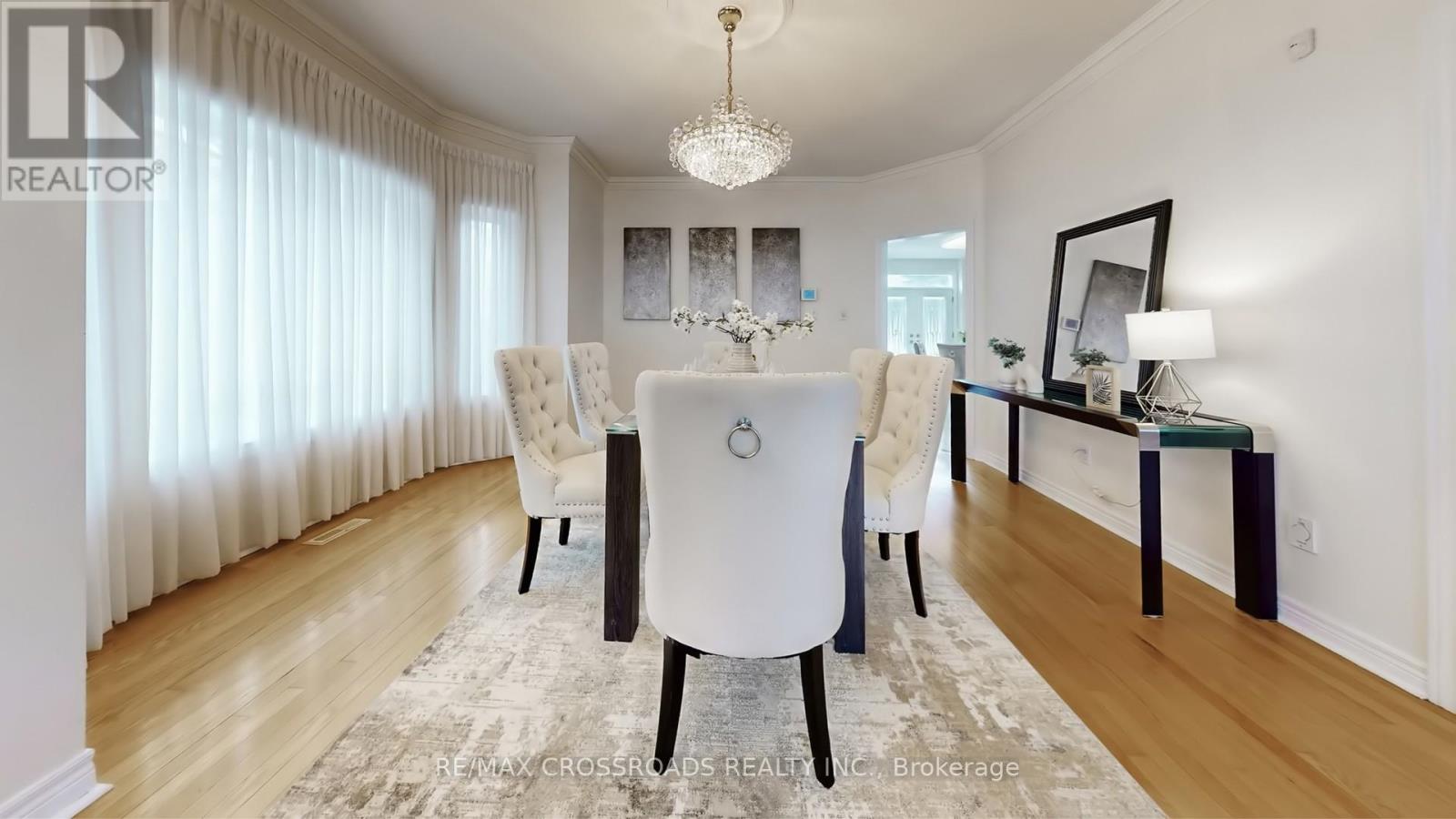 73 Reansbury Crescent, Markham, Ontario  L6C 1Y3 - Photo 4 - N12912830