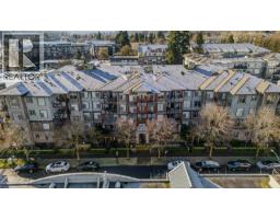 <div class="price">$699,000</div> 114 2336 Whyte Avenue, Port Coquitlam<br><div style="margin-bottom:8px;"><small>Royal LePage - Wolstencroft</small></div><div class='bed_bath'>2 Bed | 2 Bath</div>