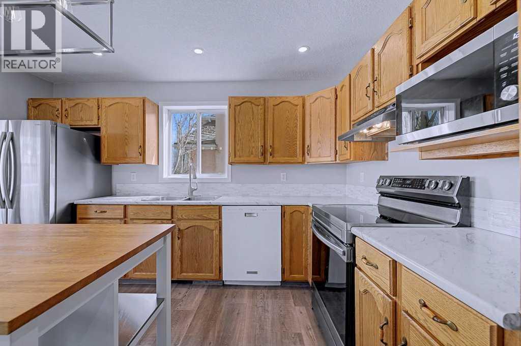 24 Sunlake Circle Se, Calgary, Alberta  T2X 3J2 - Photo 22 - A2287212