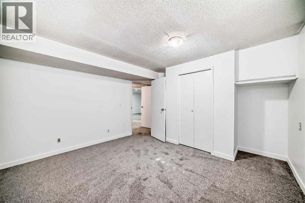 6735 Temple Drive Ne, Calgary, Alberta  T1Y 5S1 - Photo 28 - A2295031