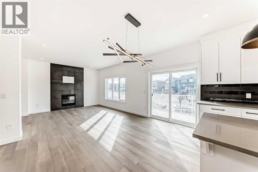 267 Chelsea Heath, Chestermere, Alberta  T1X 2N4 - Photo 12 - A2295827