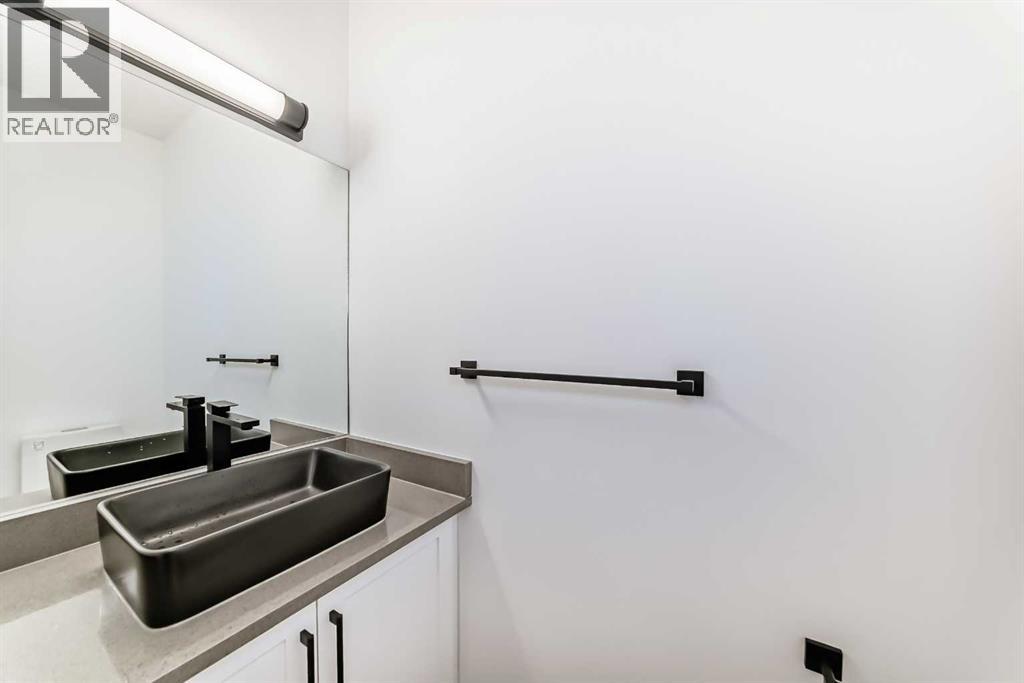 267 Chelsea Heath, Chestermere, Alberta  T1X 2N4 - Photo 24 - A2295827