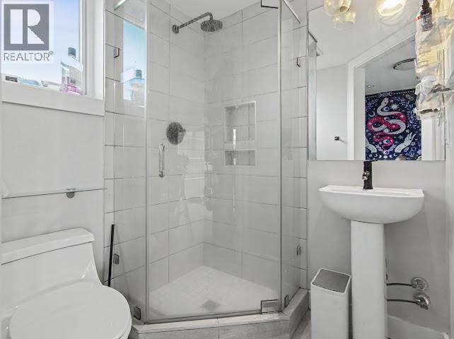 2412 Dundas Street, Vancouver, British Columbia  V5K 1P6 - Photo 15 - R3098787