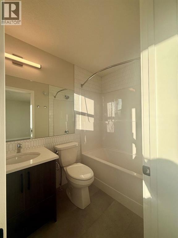 341 Ellen Park, Crossfield, Alberta  T0M 0S0 - Photo 11 - A2295058