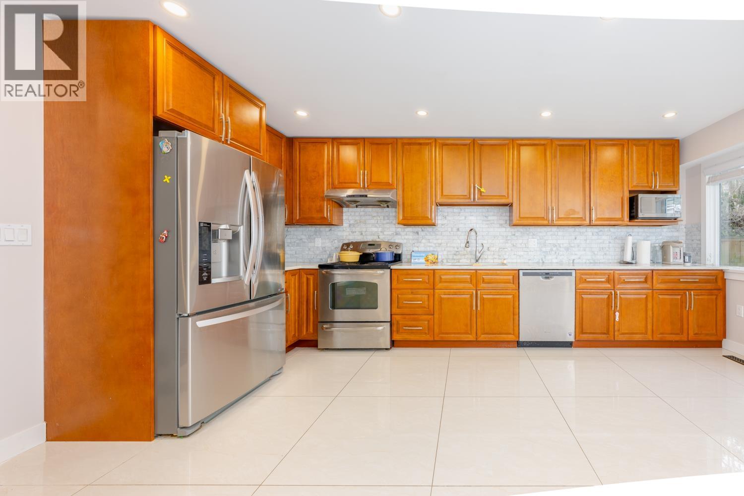 10481 Hollybank Drive, Richmond, British Columbia  V7E 4S4 - Photo 11 - R3102758