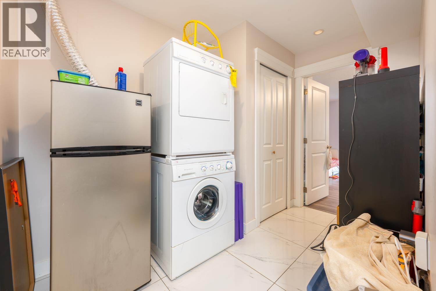 10481 Hollybank Drive, Richmond, British Columbia  V7E 4S4 - Photo 22 - R3102758