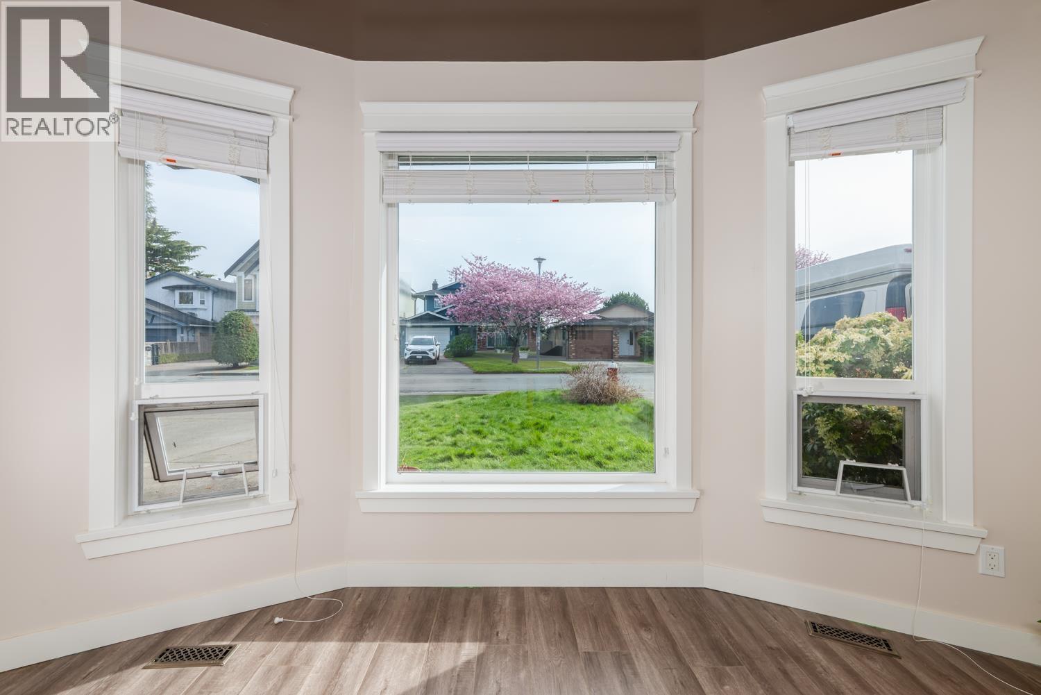 10481 Hollybank Drive, Richmond, British Columbia  V7E 4S4 - Photo 6 - R3102758