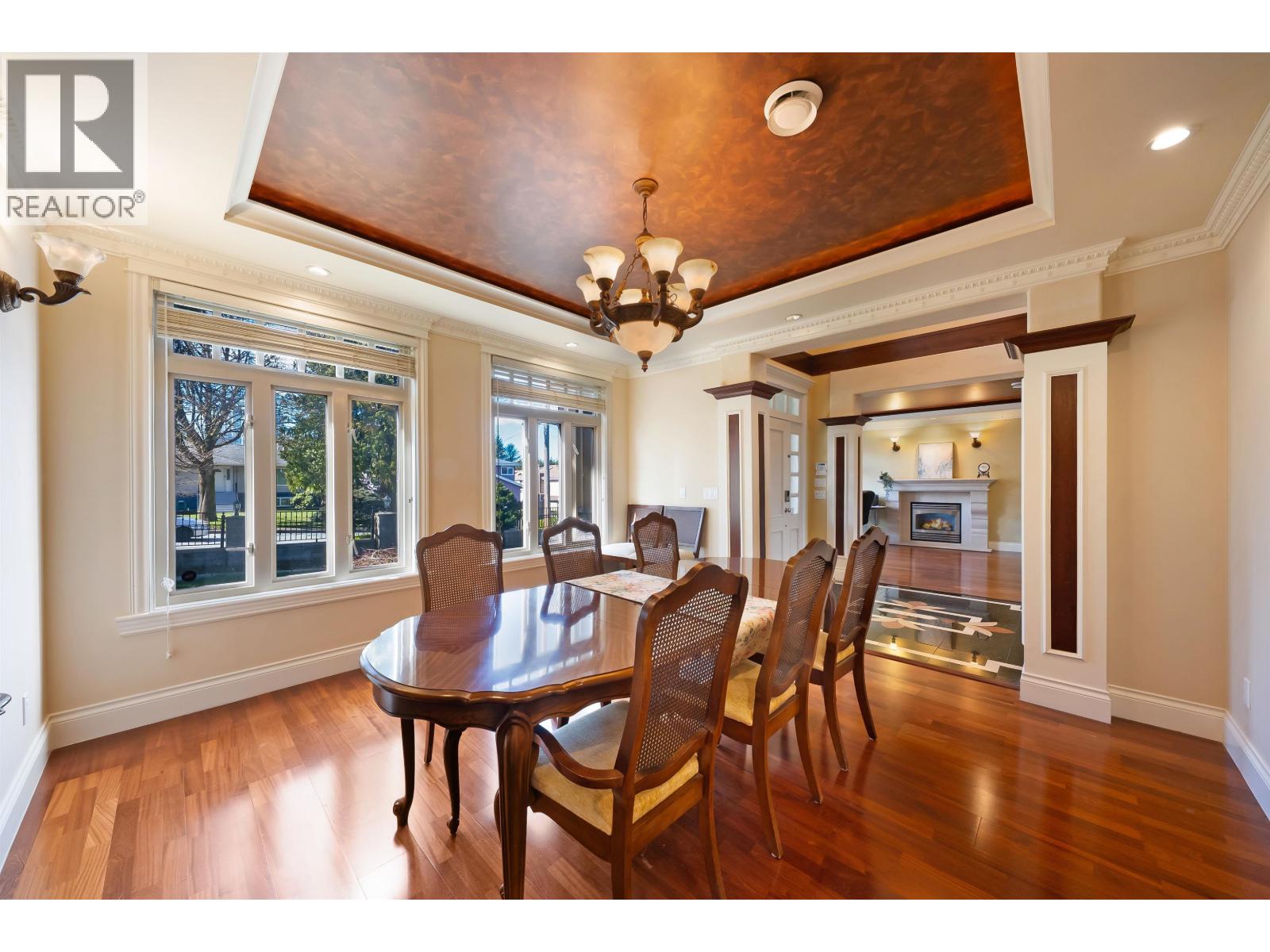 6166 Denbigh Avenue, Burnaby, British Columbia  V5H 3R5 - Photo 4 - R3102303