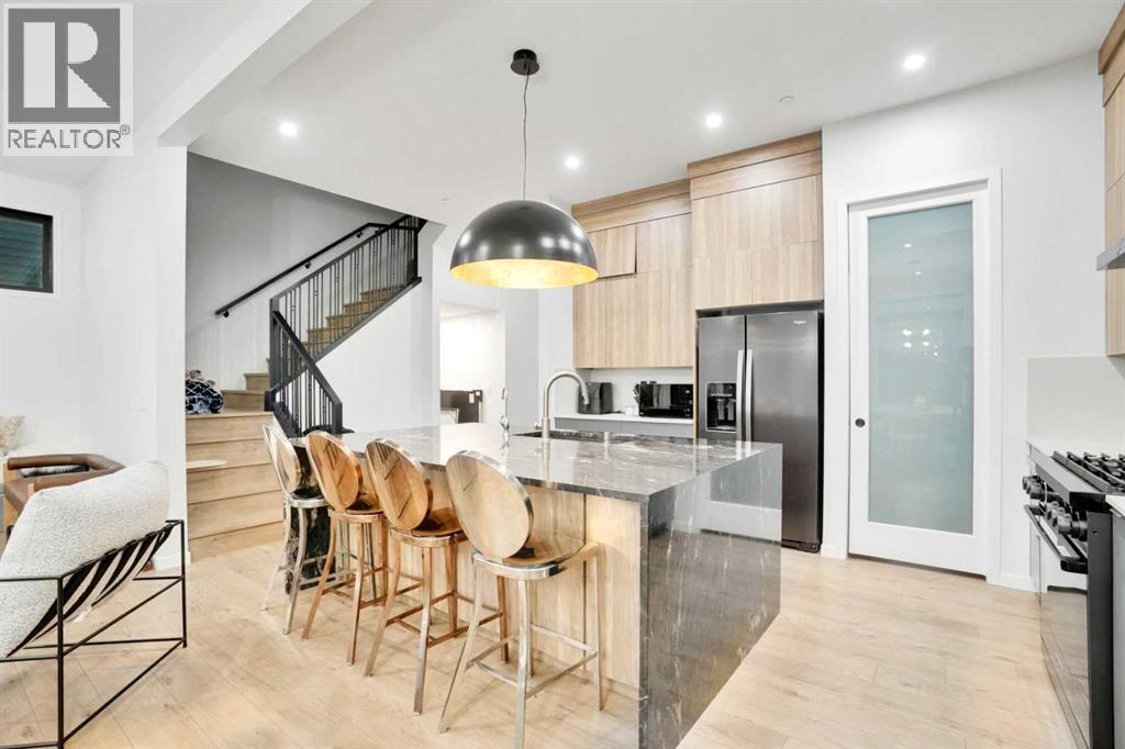 54 Calhoun Crescent NE, Calgary, Alberta  T3P 1X8 - Photo 5 - A2290900