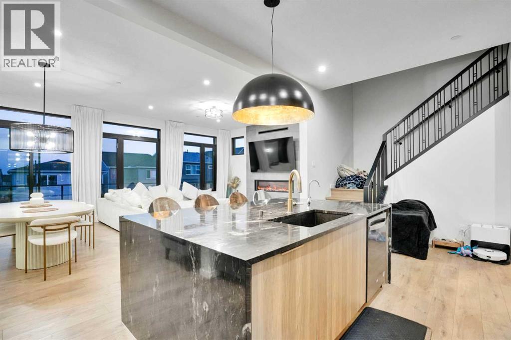 54 Calhoun Crescent NE, Calgary, Alberta  T3P 1X8 - Photo 7 - A2290900