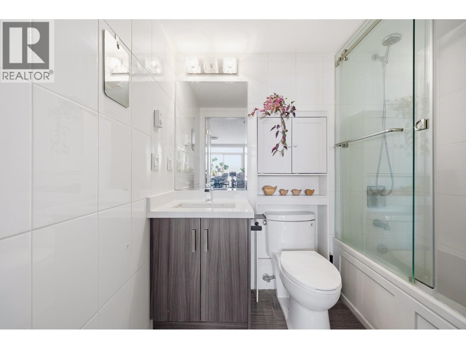 302 3939 Knight Street, Vancouver, British Columbia  V5N 3L8 - Photo 12 - R3102650