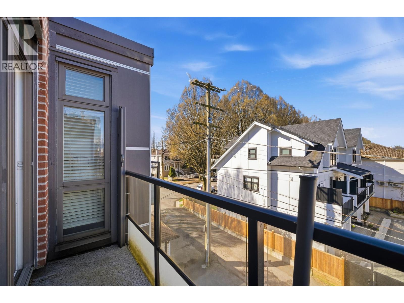 302 3939 Knight Street, Vancouver, British Columbia  V5N 3L8 - Photo 15 - R3102650