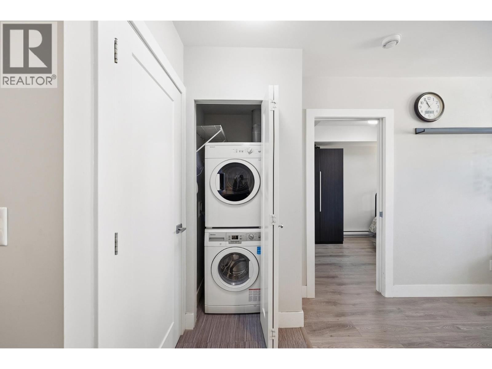 302 3939 Knight Street, Vancouver, British Columbia  V5N 3L8 - Photo 25 - R3102650