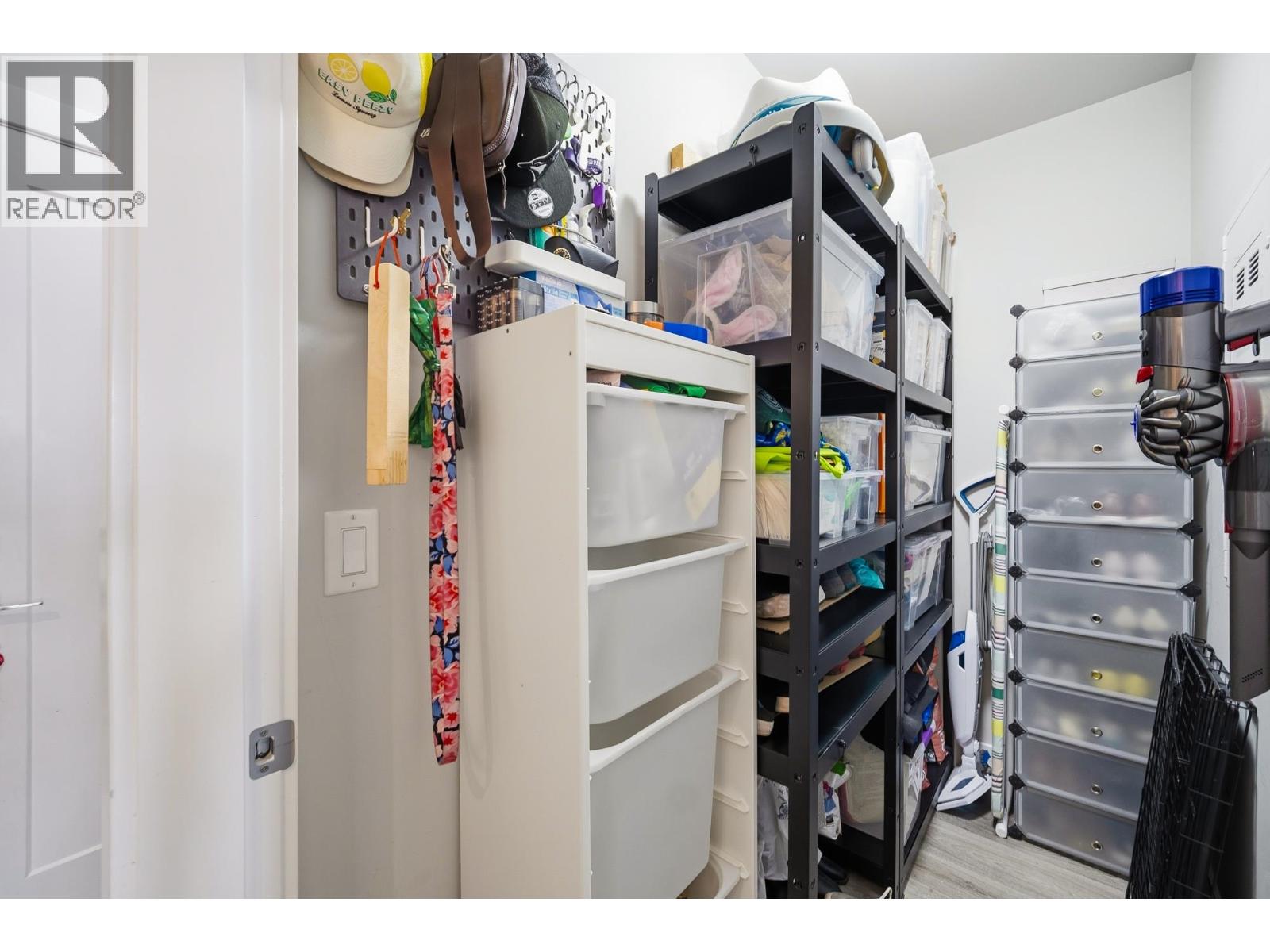 302 3939 Knight Street, Vancouver, British Columbia  V5N 3L8 - Photo 23 - R3102650