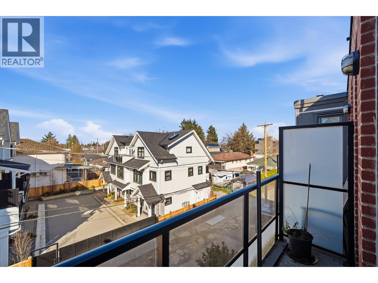 302 3939 Knight Street, Vancouver, British Columbia  V5N 3L8 - Photo 16 - R3102650