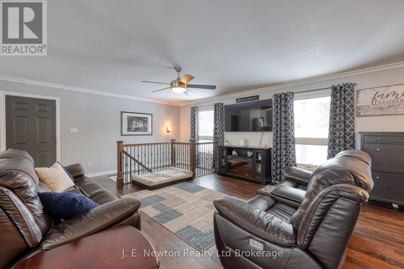 39 North Street W, Tillsonburg, Ontario  N4G 1B9 - Photo 7 - X12912950