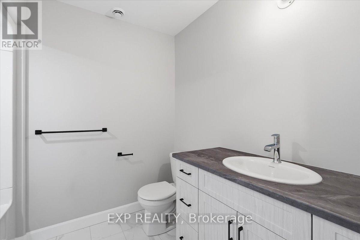 251 Wallbridge Road, Quinte West, Ontario  K8P 1Z3 - Photo 44 - X12453635