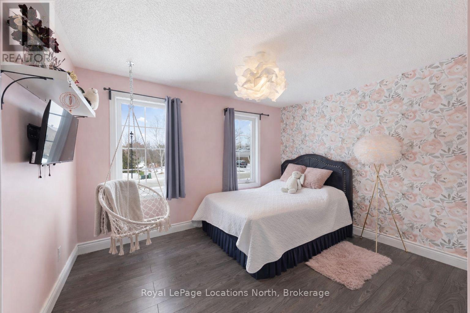 58 Lamont Creek Drive, Wasaga Beach, Ontario  L9Z 1J9 - Photo 16 - S12912914