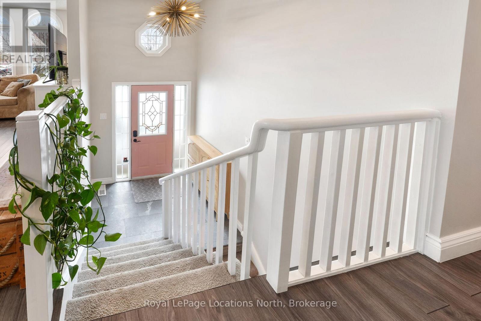 58 Lamont Creek Drive, Wasaga Beach, Ontario  L9Z 1J9 - Photo 3 - S12912914