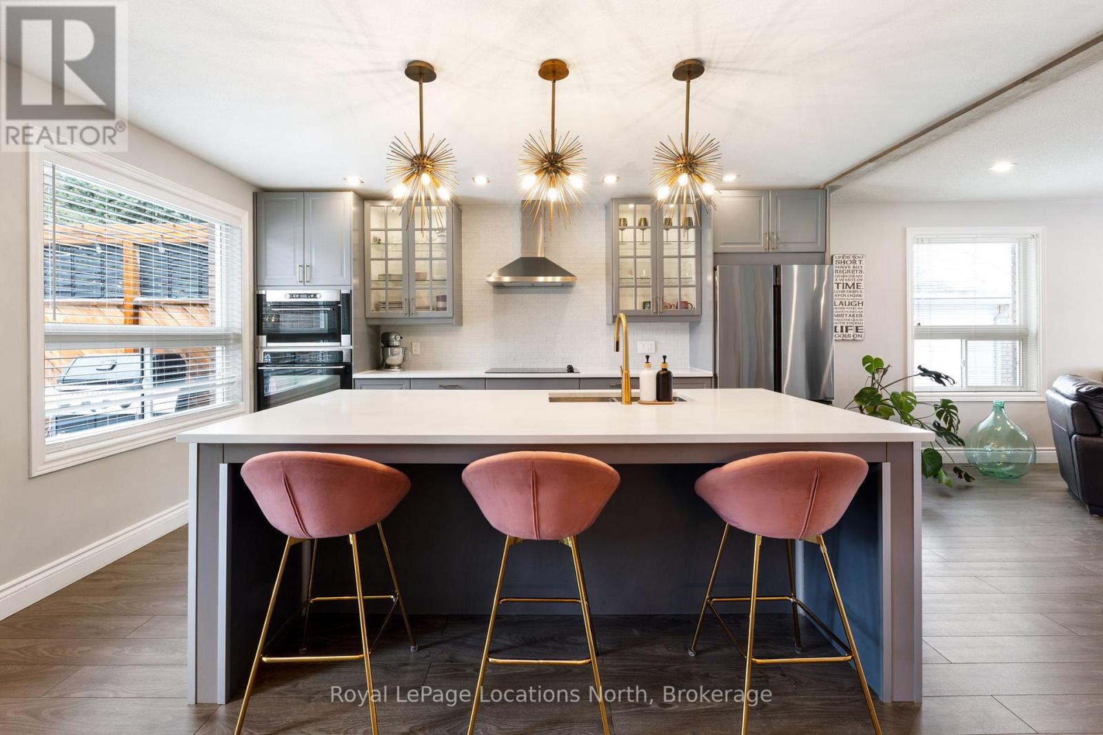 58 Lamont Creek Drive, Wasaga Beach, Ontario  L9Z 1J9 - Photo 7 - S12912914