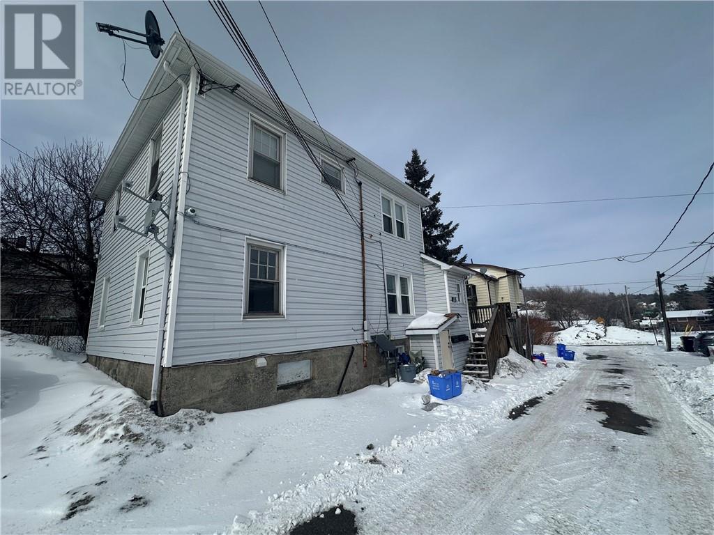 391 Suffolk Lane, Sudbury, Ontario  P3C 4W8 - Photo 2 - 2126718