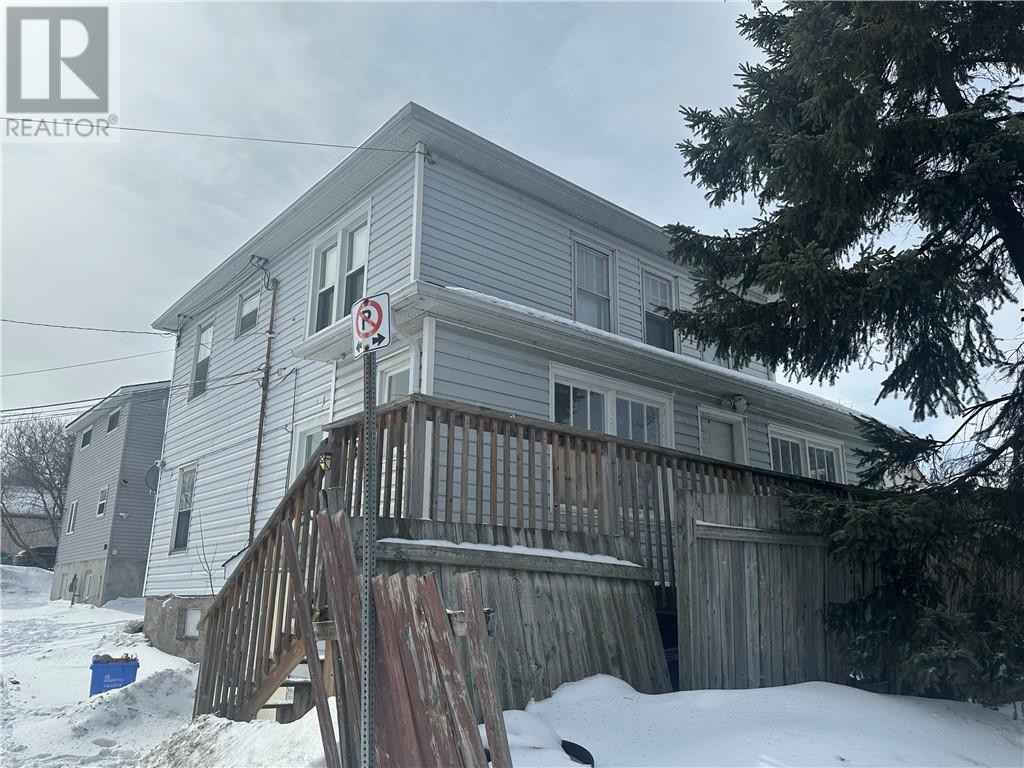 391 Suffolk Lane, Sudbury, Ontario  P3C 4W8 - Photo 3 - 2126718