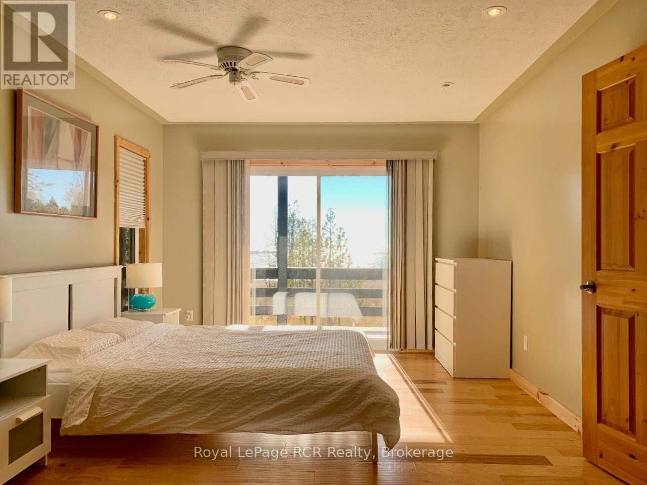 34 Hatt Street, Northern Bruce Peninsula, Ontario  N0H 2R0 - Photo 16 - X12912866